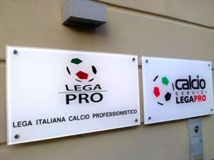 Calcio. Lega Pro gir.C 9°turno. J.Stabia-Foggia è il big match. Il ... - Messina Ora (Blog)