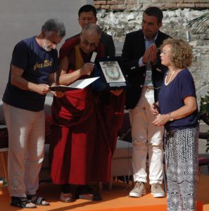 Dalai Lama 1 a Taormina