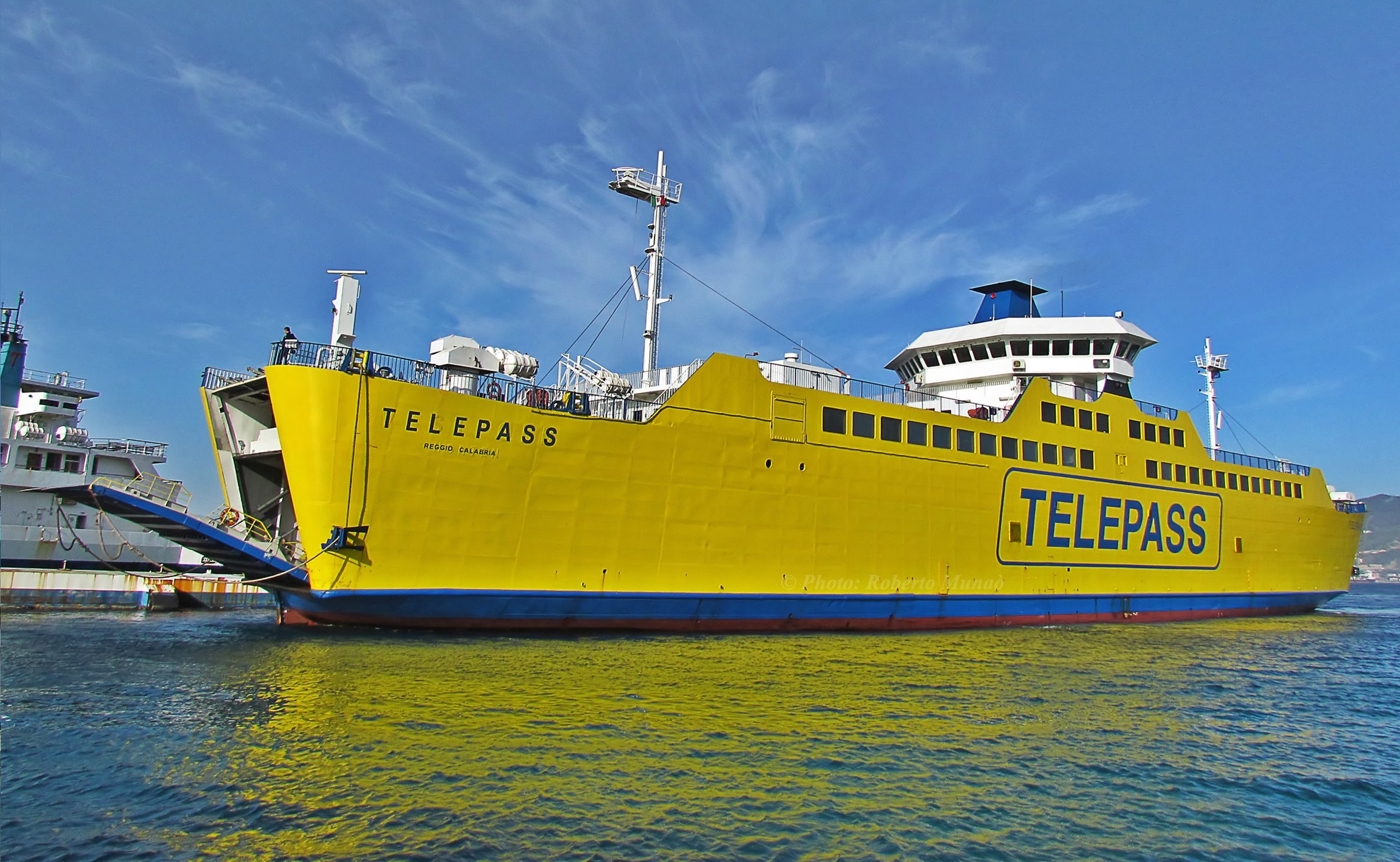 “Marinai per un giorno” su Caronte&Tourist 