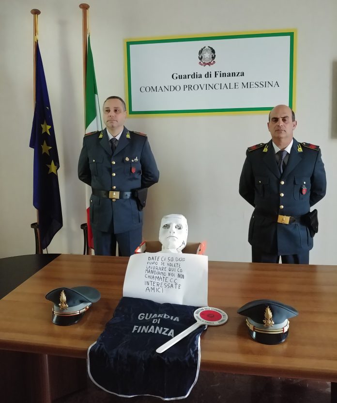 Estorsione_ottico