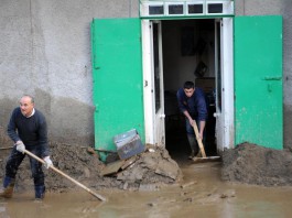 17:55 IL SINDACO DI SAPONARA FIRMA 12 ORDINANZE DI EVACUAZIONE