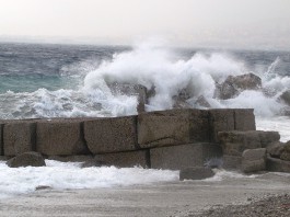 DOMENICA DI SCIROCCO: RAFFICHE FINO A 70KM/H