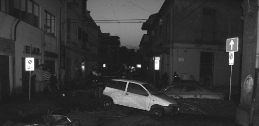 EMERGENZA MALTEMPO: SCUOLE E UNIVERSITA’ RESTANO CHIUSE, SI FANNO I PRIMI TRAGICI BILANCI