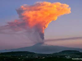 ETNA: PRIMA ERUZIONE DEL 2012, NESSUNA RIPERCUSSIONE SU VOLI DA FONTANAROSSA (VIDEO)