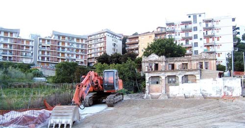 RITARDI NEL RISANAMENTO DELLA V CIRCOSCRIZIONE: RUSSO CHIEDE CHIAREZZA AL SINDACO