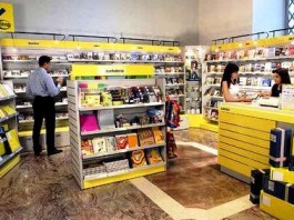 LE POSTE COME UN BAZAR: IMPIEGATI COSTRETTI A FARE I COMMESSI, IL NO DEI SINDACATI