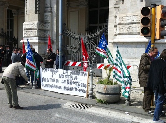 TRISCELE: MEDIAZIONE PREFETTIZIA PER LA REVOCA DEI LICENZIAMENTI, DECISIONE RINVIATA A LUNEDI’