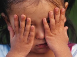 ABUSI SESSUALI SULLE FIGLIE DI 4 E 2 ANNI: ARRESTATO 38ENNE MESSINESE, DENUNCIATO DALLA MOGLIE