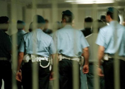 CARCERE DI GAZZI: SOTTODIMENSIONATO IL NUMERO DEGLI AGENTI DI POLIZIA PENITENZIARIA, INTERVIENE IL PREFETTO