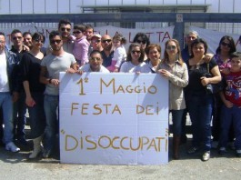 VERTENZA TELCOM: IL PRESIDIO DEI LAVORATORI IN PREFETTURA(VIDEO)