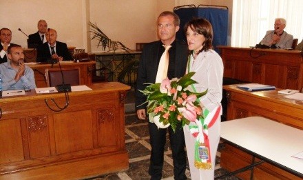 BARCELLONA: IL CONSIGLIO ELEGGE PINO PRESIDENTE, “PRIMO OBIETTIVO RIAVVICINARE I CITTADINI ALLA POLITICA”