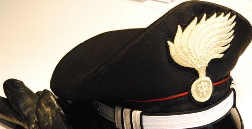 PICCHIAVA IL FIGLIO DISABILE: ARRESTATO DAI CARABINIERI