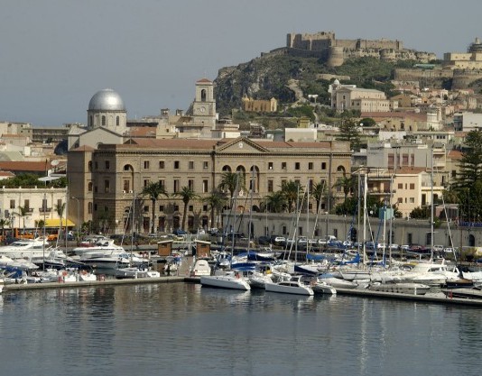 MILAZZO: IL COMUNE E’ IN DISSESTO? CHIESTO RIMBORSO AI CONSIGLIERI, REI DI AUMENTI TROPPO ESOSI