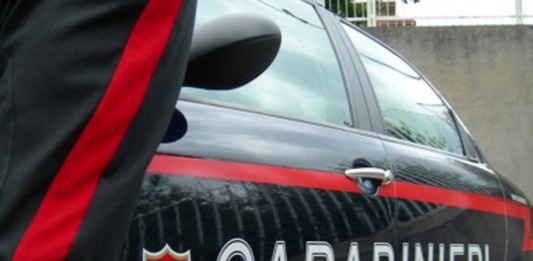 AGGRESSIONE IN PIENO CENTRO A BARCELLONA: L’ARMA UN CACCIAVITE; INTANTO COMPAIONO BIGLIETTI MINATORI…