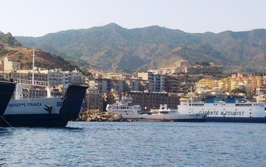 SCIOPERO ALLA CARONTE: ADESIONE TOTALE DEI MARITTIMI, MA L’AZIENDA NON “RICONOSCE” L’ORSA