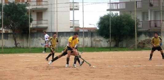 HOCKEY: LA TERRA BATTUTA DI MARINA DI RAGUSA RISULTA FATALE AL CUS MESSINA