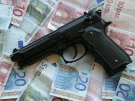 RAPINA AL BERNAVA DI BARCELLONA: CONTINUA LA CACCIA AI LADRI
