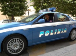 DROGA: LA POLIZIA TROVA QUASI 5 CHILI DI EROINA IN UNO ZAINO ABBANDONATO