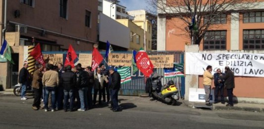 MAL COMUNE, NESSUN GAUDIO: DALLA TRISCELE AL TEATRO, UNITI NELLA PROTESTA