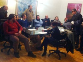 TEATRO VITTORIO EMANUELE: DIPENDENTI E ORCHESTRALI PRESIDIANO GLI UFFICI