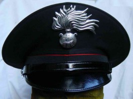 INTIMIDAZIONE MAFIOSA A BARCELLONA PG: UNA TESTA DI CAVALLO RECAPITATA AD UN MARESCIALLO DEI CC