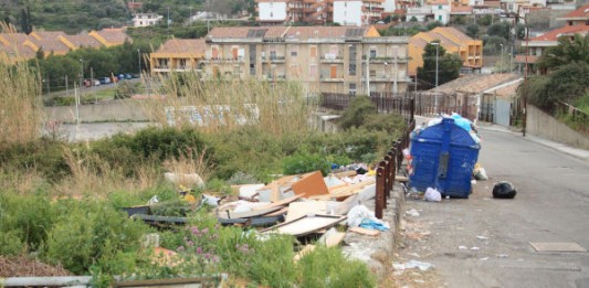 ZAFFERIA, PER IL CONSIGLIERE TERRANOVA SI PASSA “DA UNA DISCARICA ALL’ALTRA”