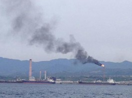 25 APRILE “NERO” A MILAZZO: DALLA RAFFINERIA FUMATA ANOMALA, L’ADASC “ATTENZIONE”