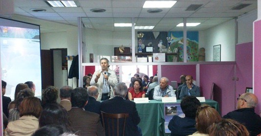 PRESENTATI I PROGETTI DI RIQUALIFICAZIONE DELLE AREE DEMANIALI DI CAMARO: TRA I PRESENTI DIVERSI CANDIDATI A SINDACO