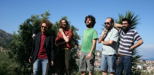 AL RETRONOUVEAU LA PSICHEDELIA MONTANA DEI C+C=MAXIGROSS