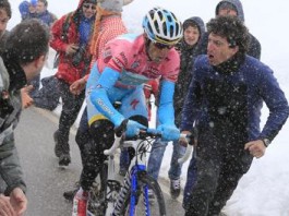 NIBALI, SEI UN FENOMENO! IL GIRO E’ DELLO SQUALO Foto: Gazzetta.it