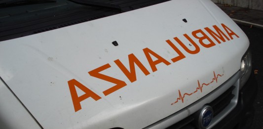 JEEP IN UNA SCARPATA A FRANCAVILLA: TRE UOMINI IN PROGNOSI RISERVATA