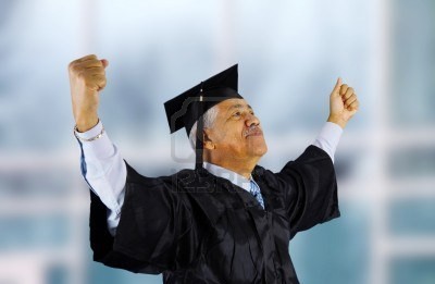 UNIME, NON E’ MAI TROPPO TARDI: AVVOCATO SI LAUREA IN STORIA A 85 ANNI