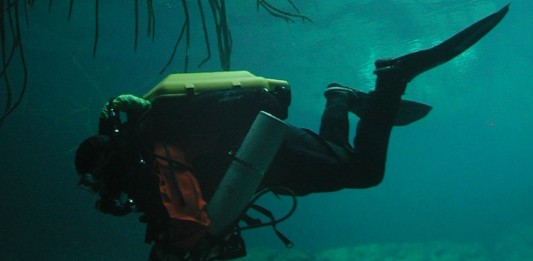 SUB-TOMBAROLI RUBANO ANFORE A LIPARI: DUE TEDESCHI FERMATI DAI CARABINIERI