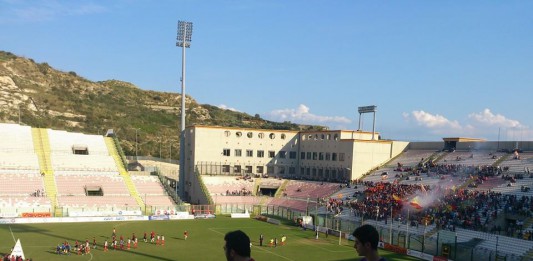 CALCIO, ACR MESSINA: BIG MATCH CON IL COSENZA A RETI BIANCHE. PARI GIUSTO