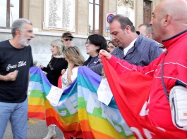 LA “PACIFICA” PROTESTA DI FPCGIL, ACCORINTI “MI STATE OFFENDENDO” – IL VIDEO INTEGRALE
