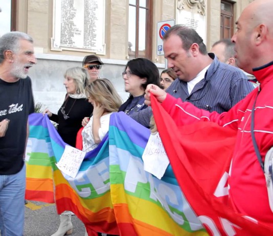 LA “PACIFICA” PROTESTA DI FPCGIL, ACCORINTI “MI STATE OFFENDENDO” – IL VIDEO INTEGRALE