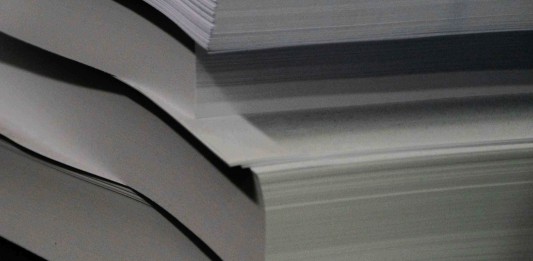 SVOLTA ECOLOGISTA: SPARISCONO LE “VELINE”, DALL’UFFICIO STAMPA DEL COMUNE SOLO FORMATI ELETTRONICI