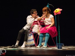 Lo sguardo. Introduzione allo spettacolo “Due passi sono” della Compagnia Carullo Minasi