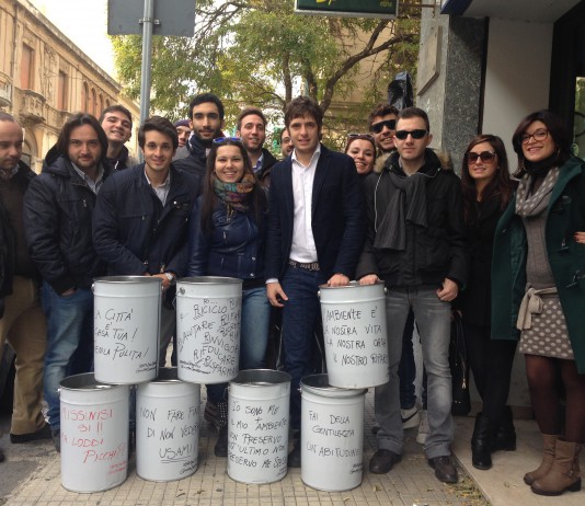 CESTINI ECOLOGICI E “PARLANTI”: A BUON FINE L’INIZIATIVA DEI RAGAZZI DI VENTO DELLO STRETTO NELLA IV CIRCOSCRIZIONE