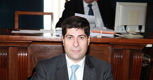 “RIAMMISSIONE IN SERVIZIO RUGGERI ANTONIO MATR. 7493”: LA DETERMINA DIRIGENZIALE INDIGESTA