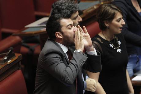 >>>ANSA/ GOVERNO: CAMERA CONFERMA FIDUCIA A LETTA, 379 SI