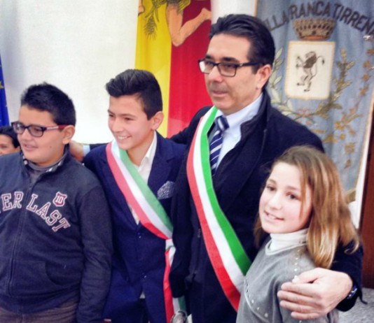 VILLAFRANCA: SI INSEDIA IL BABYSINDACO GIOVANNI SCARPINO