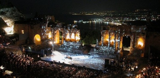 No al rock al Teatro Antico di Taormina, la regione blocca la concessione