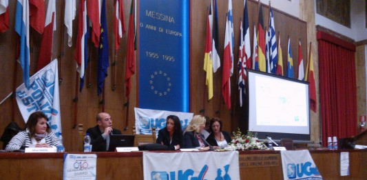 “GENERALMENTE DIVERSI: PARI OPPORTUNITÀ ED INTERCONNESSIONE TRA ADOLESCENZA E GENITORIALITÀ”