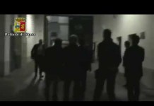 GENOVESE “ENTRO A TESTA ALTA IN CARCERE” (IL VIDEO DEL SUO ARRIVO A GAZZI)
