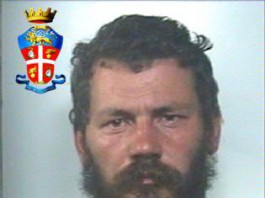 CAPO D’ORLANDO (ME): RUBA UNA CANOA, ARRESTATO PER FURTO E RESISTENZA A PUBBLICO UFFICIALE