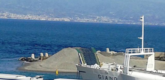 L’APPRODO DI TREMESTIERI RESTA “AL PALO”: VISICARO “QUANDO FINIRANNO DI MANGIARE LA TORTA?”