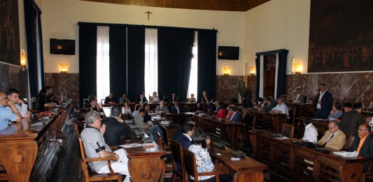 CONSIGLIO COMUNALE DEI MIRACOLI, SCADONO I TERMINI PER IL BILANCIO MA SI PARLA DI UNIVERSITA’