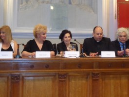 IL CANTO DELLA ROSA: TRENTATRE’ PETALI D’ORO, TRA ALCHIMIA E MISTICISIMO