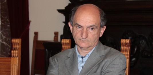 Da Corte dei Conti ok a raccolta rifiuti porta a porta. Ialacqua: “Via le mani dei padroni delle discariche dalla città”